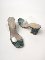 STRAWRY transparent sliders on block heels