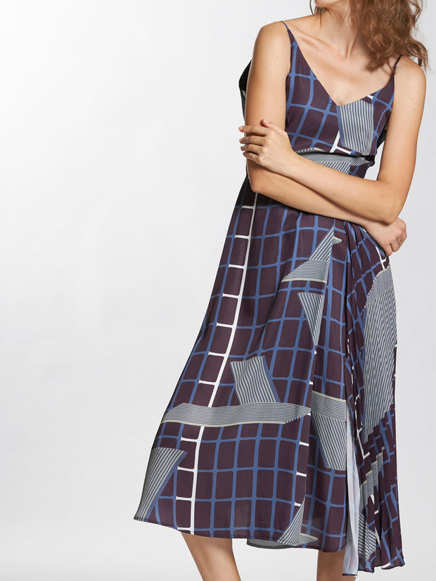 Geometric Pleated V-Neck Pleated Midi Dress